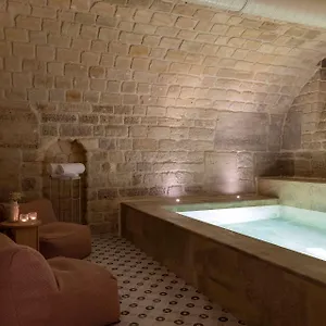 Le Petit Beaumarchais & Hotel Parigi